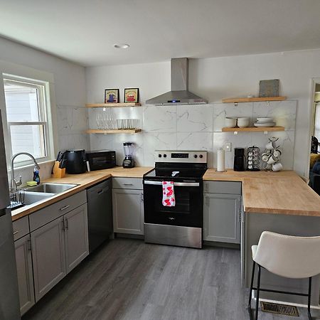 Private Single Level Standalone House Large Lot - 3 Bedrooms 夏洛特 外观 照片
